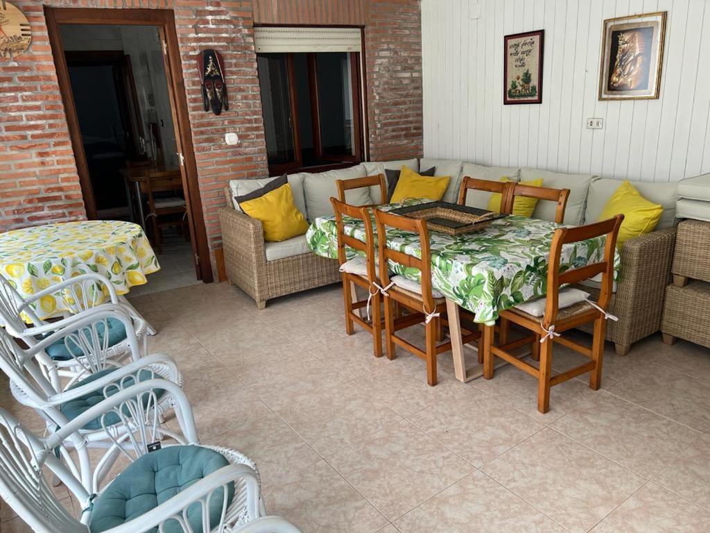 Casa En Laredo Villa Buitenkant foto